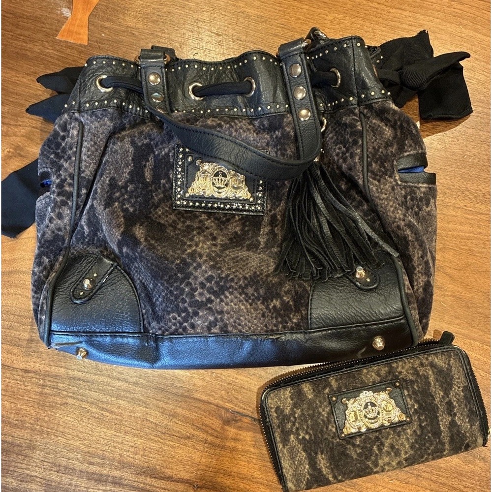 Authentic Juicy Couture Daydreamer Snake Print Velour Studded Tassel Wallet Y2K